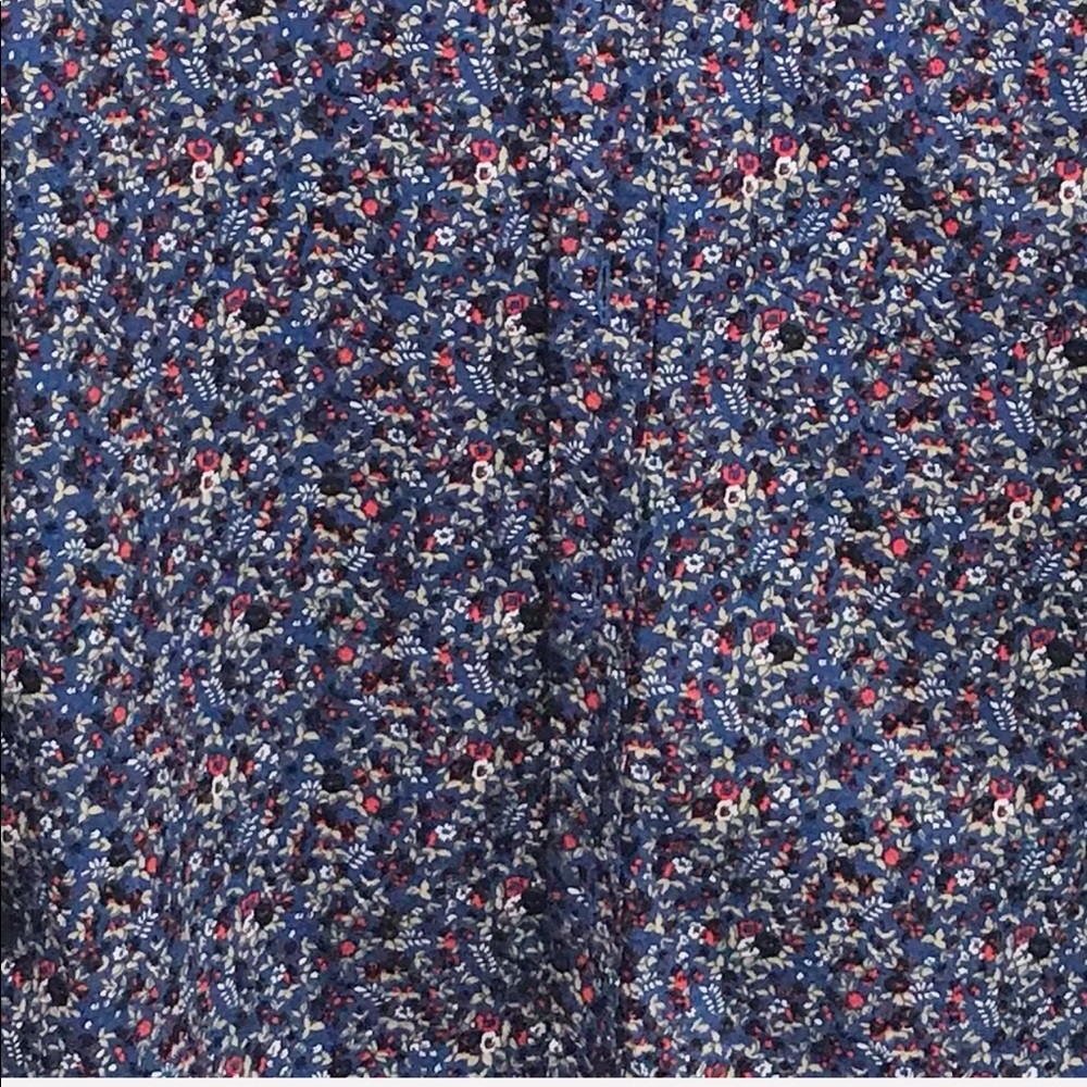 J.Crew Factory Men’s slim navy floral button up - Picture 7 of 7